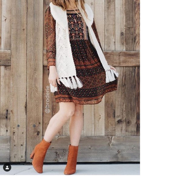 Anthropologie handknit Anchorage Vest - Picture 2 of 9